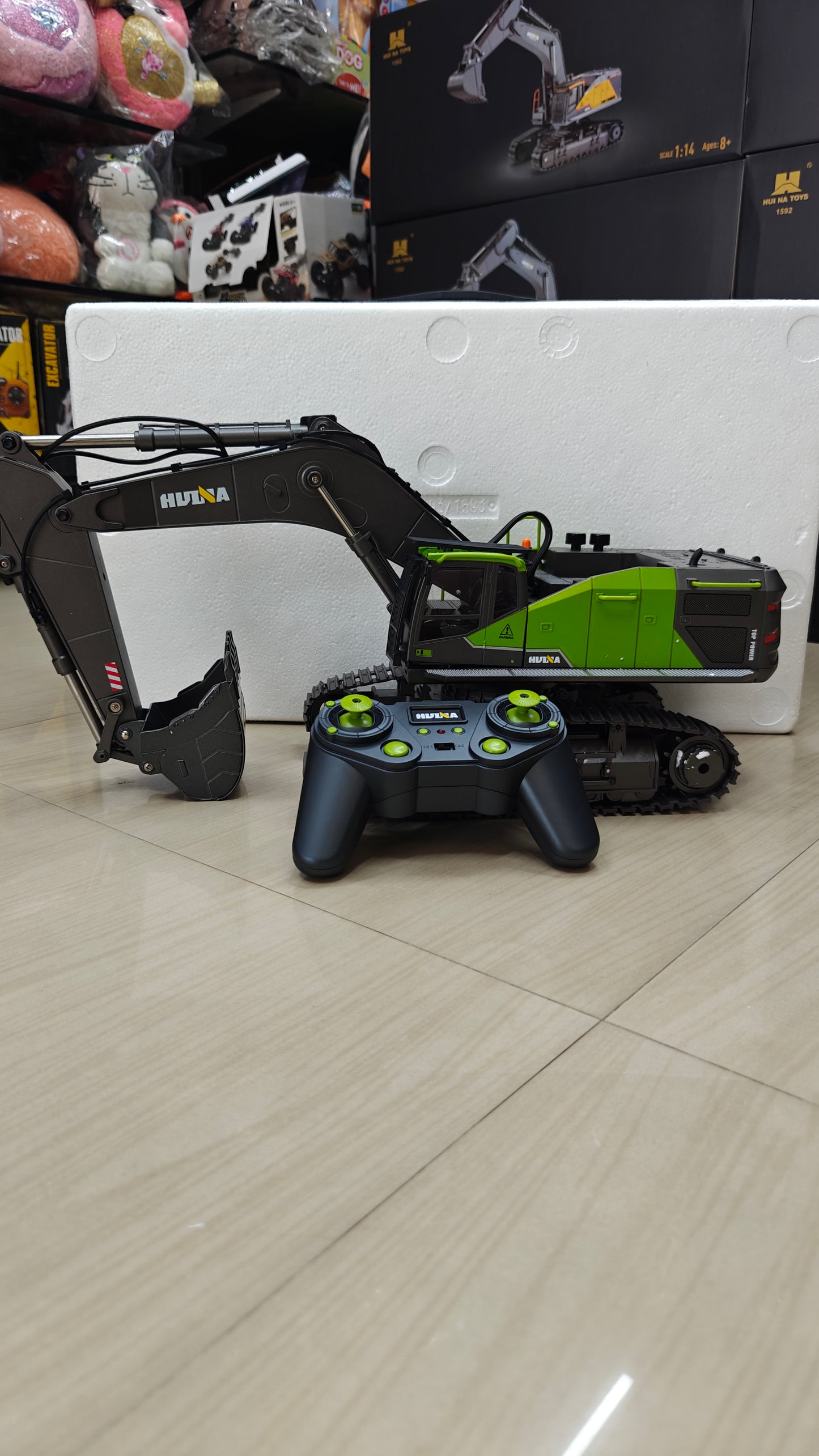 Huina 1593 RC Excavator (2026 Model)