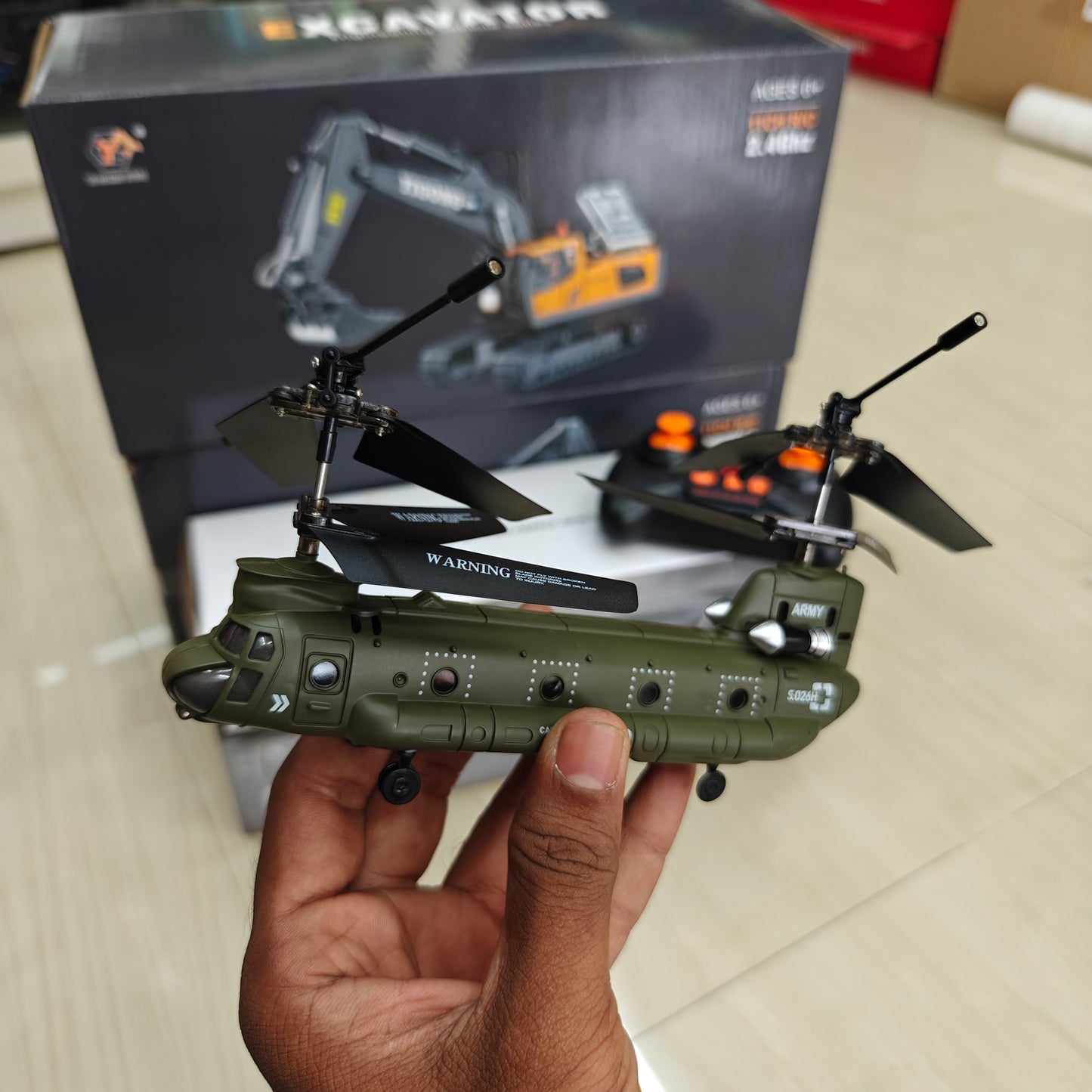 BOEING CH-47 PLANE