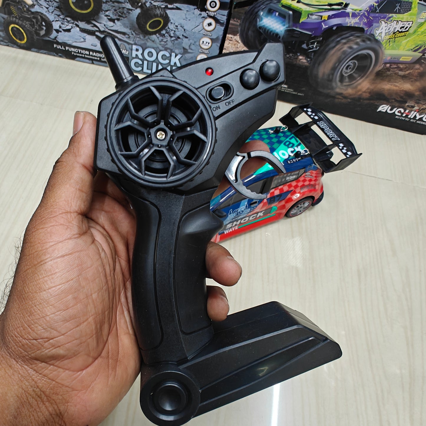 RC 1:24 DRIFT RALLY CAR