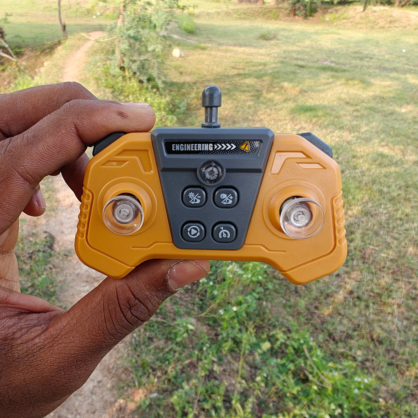 TRASPED  1:64 Scale MINI Alloy RC Excavator