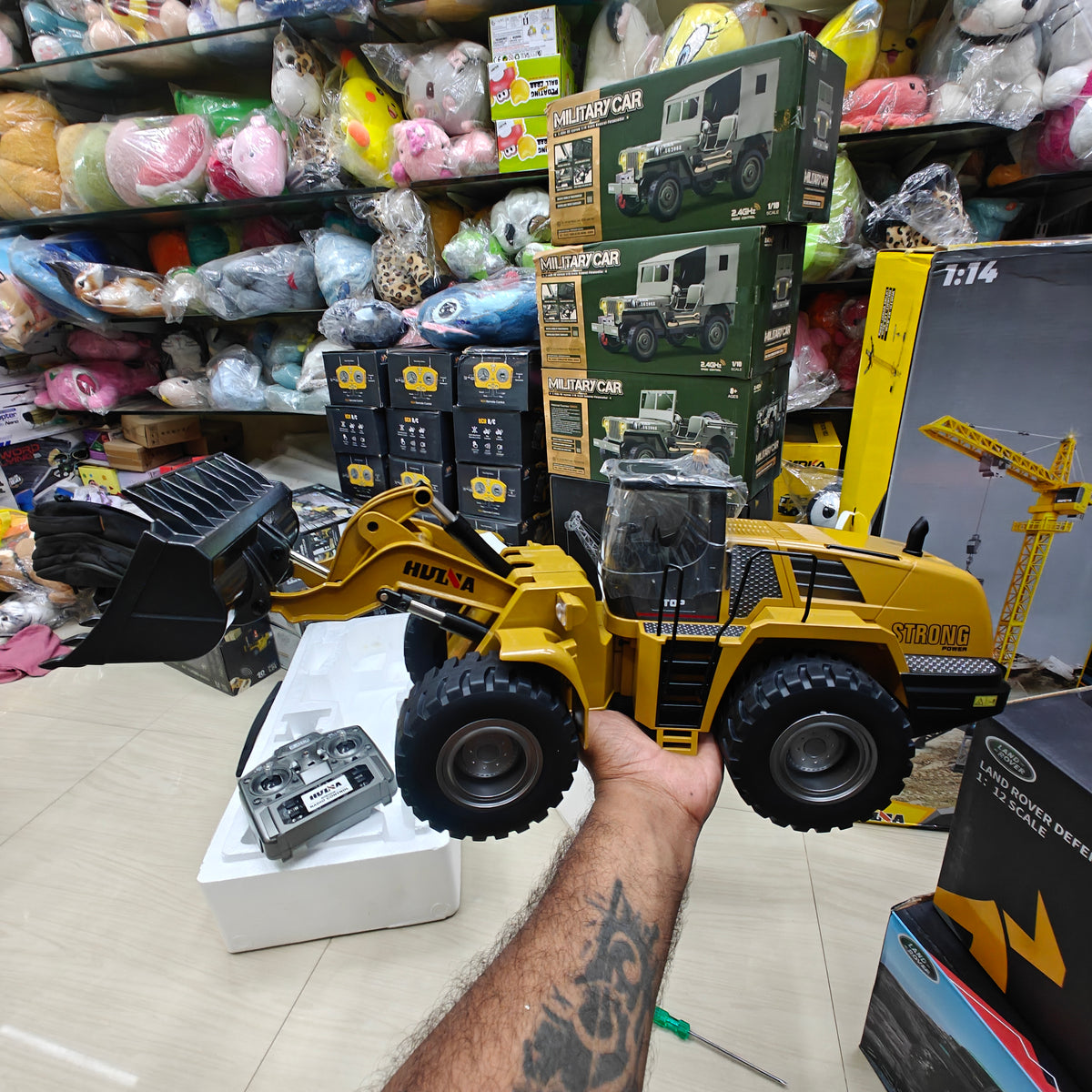 Huina 1583 1:14 RC Metal Wheel loader (2026 Model)
