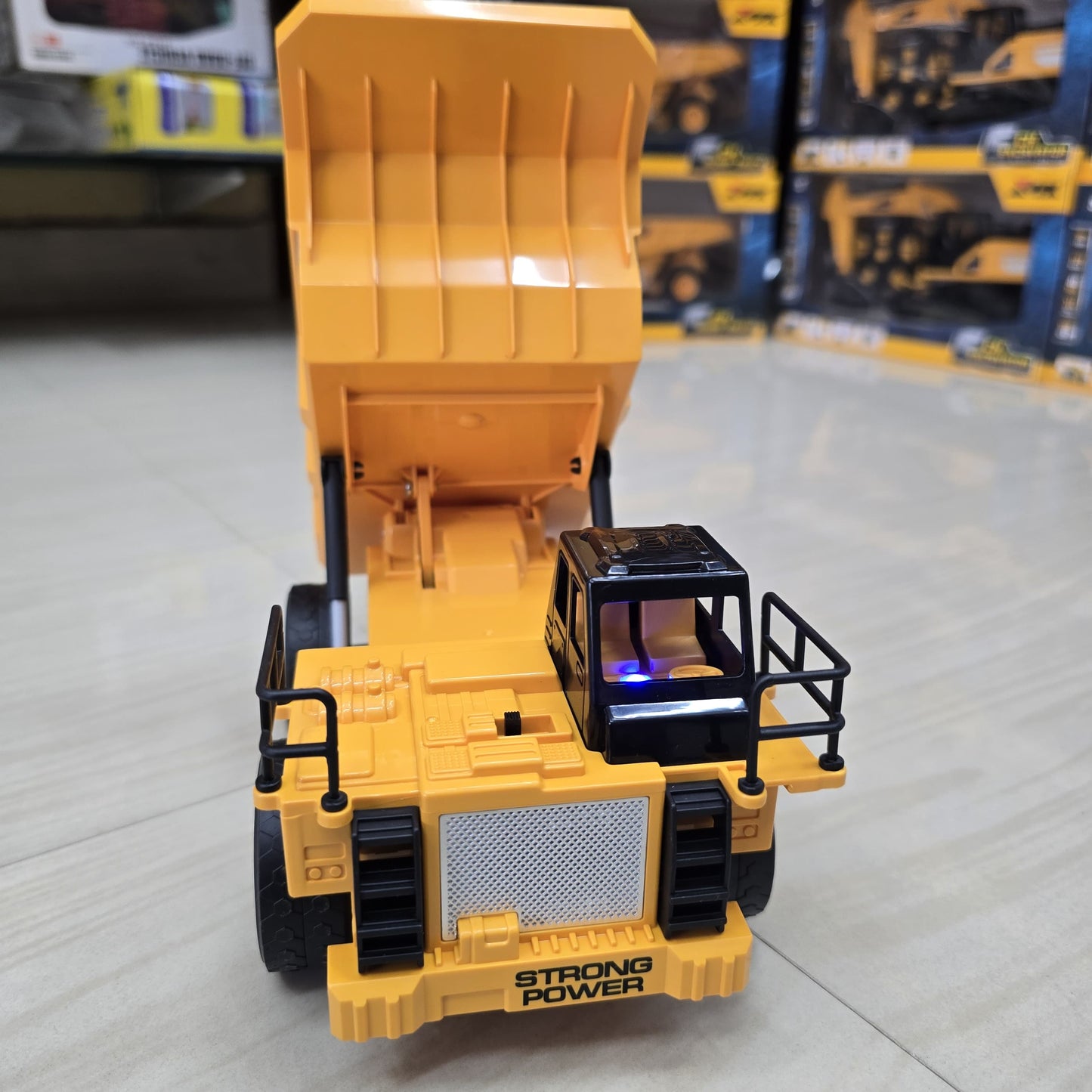 5 CHANNEL REMOTE CONTROL DUMPER TRUCK