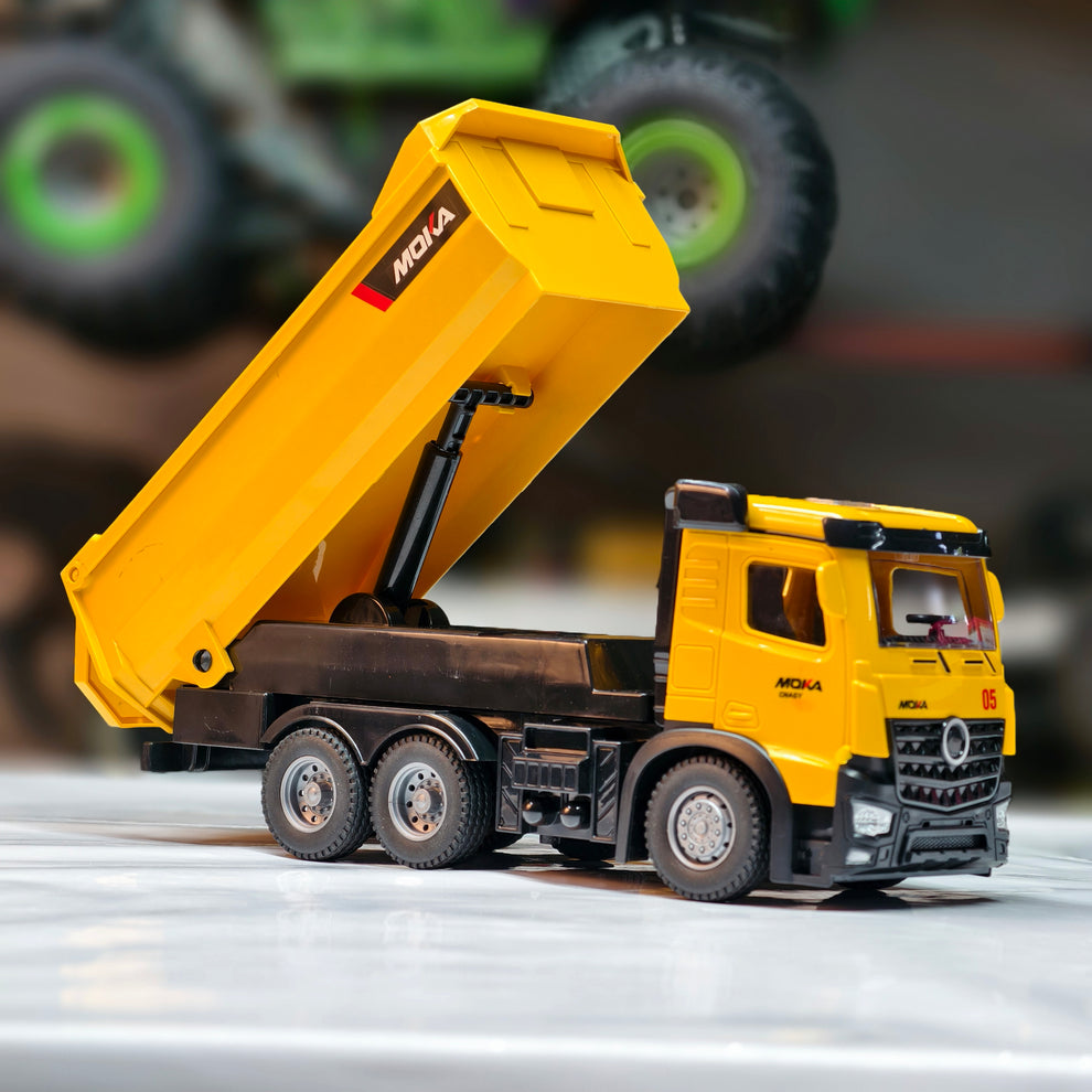 MOKA DUMP TRUCK