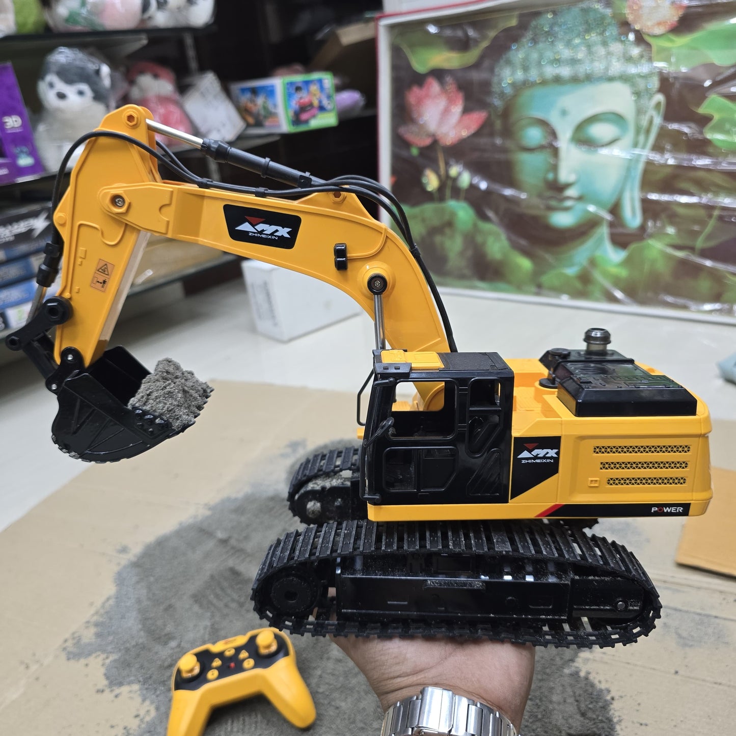 11 CHANNEL XMK EXCAVATOR (BIG)