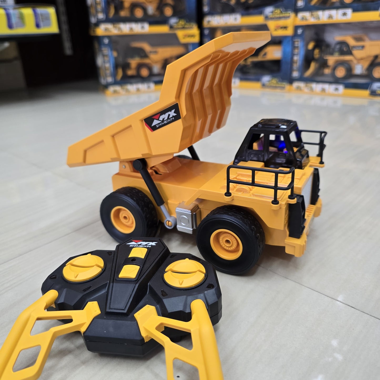 5 CHANNEL REMOTE CONTROL DUMPER TRUCK